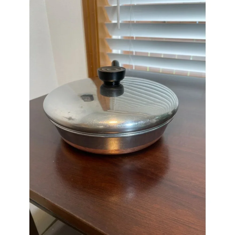 Vintage Revereware 4-Egg Poaching Skillet with Lid - 8" - 1950's model! - Picture 5 of 8